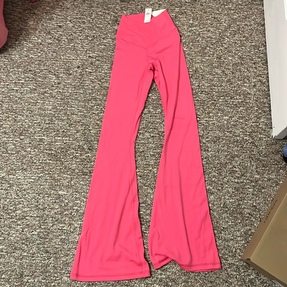 pink offline flare leggings new with tags!